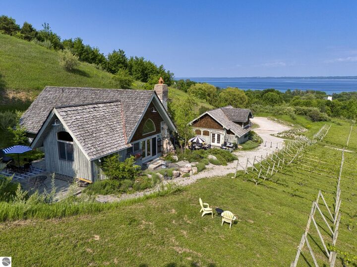 Property Photo: 10702 E Hill Top Road MI 49682