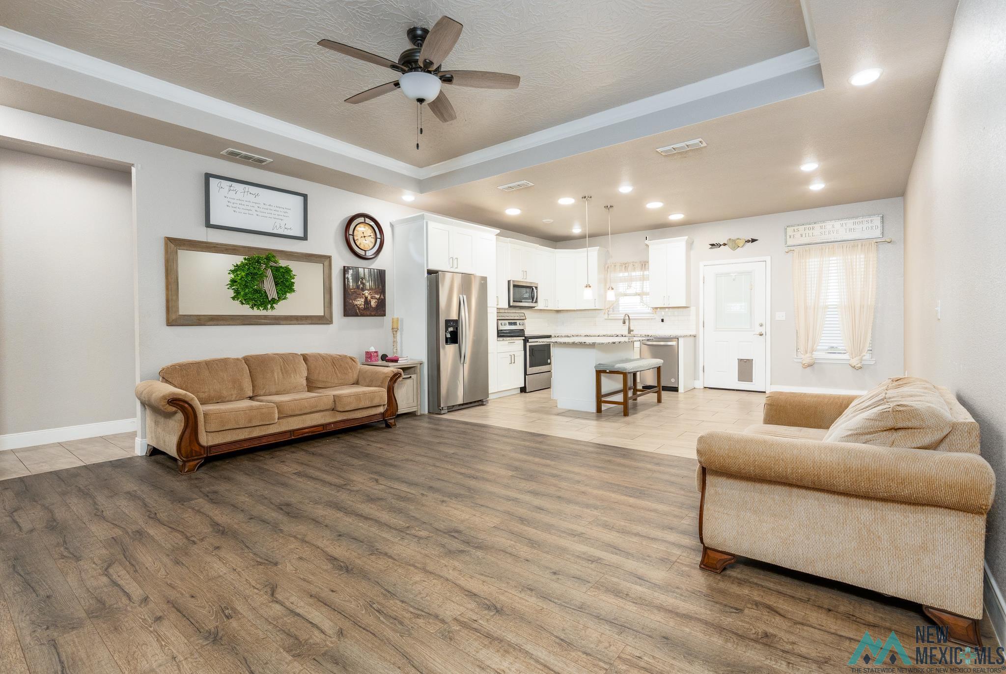 Property Photo: 220 Nonpareil Lane NM 88101