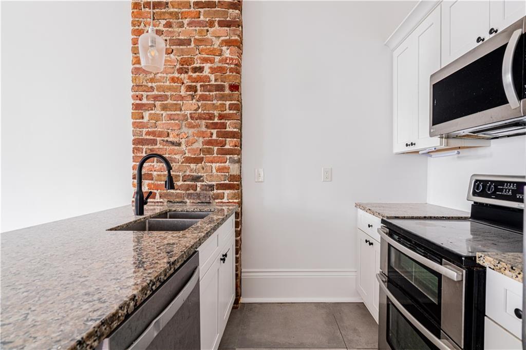 Property Photo:  4524 26 S Robertson Street  LA 70115 