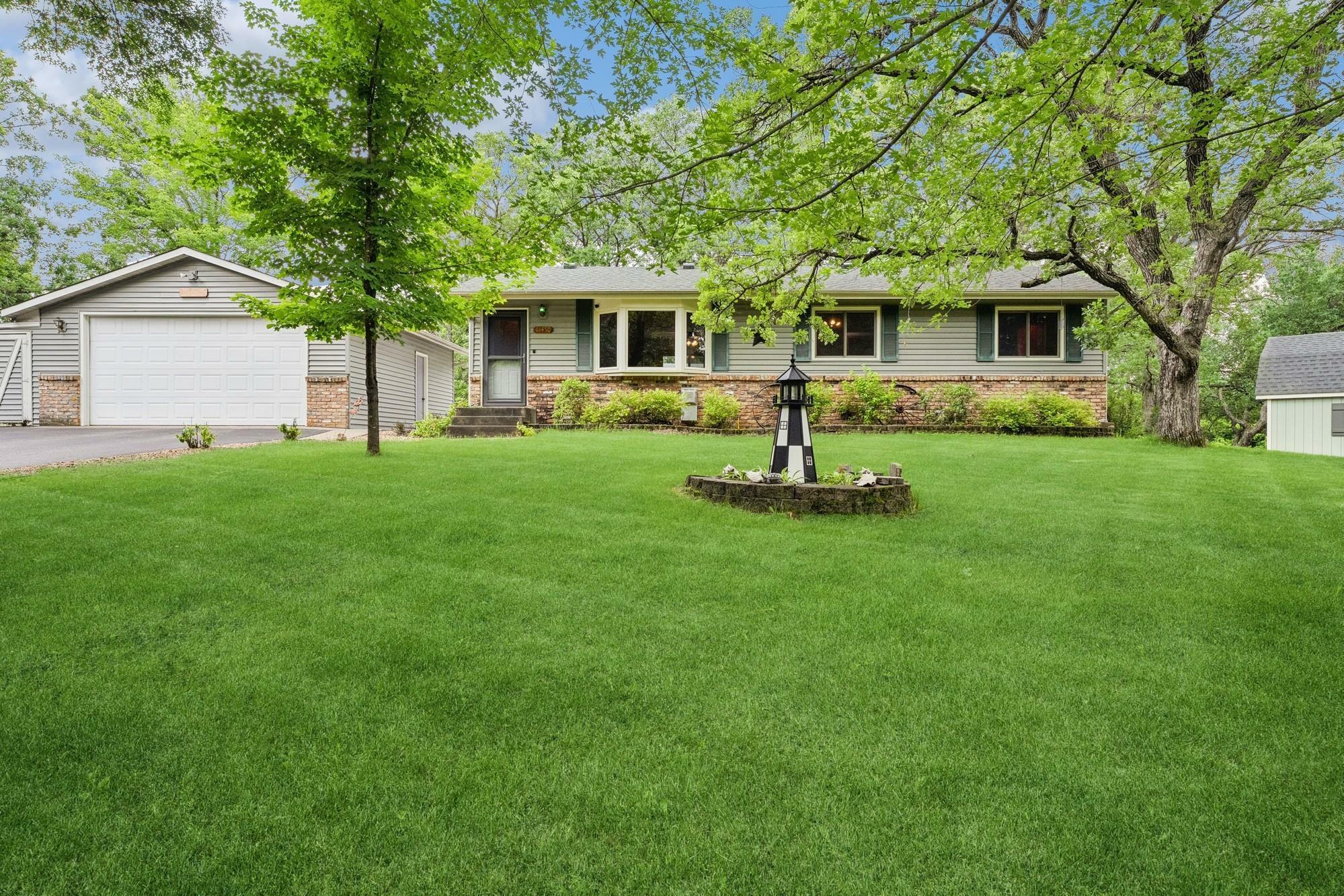 Property Photo: 13450 Oakwood Road MN 55398