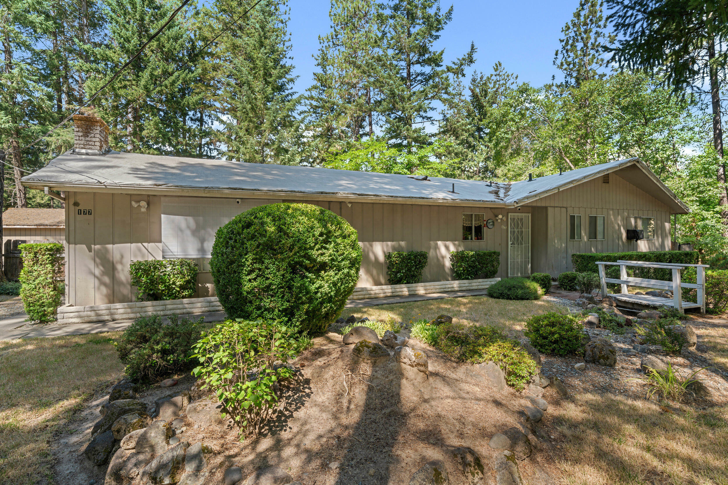 Property Photo:  177 Genevieve Drive  OR 97527 