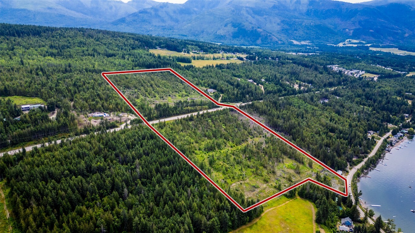 Property Photo: 1720 Blind Bay Road BC V0E 1H1