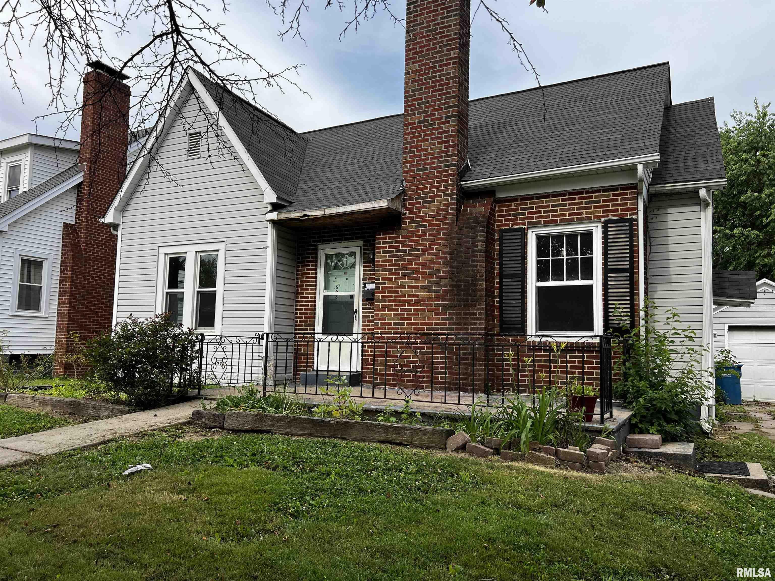 Property Photo: 508 S 19th Street IL 62864