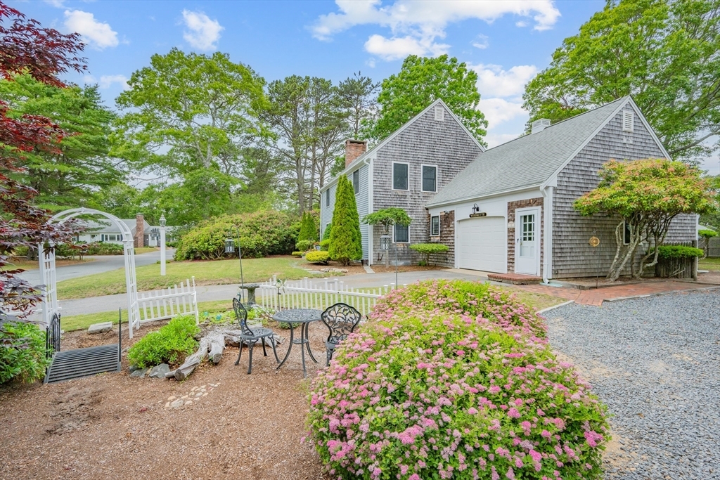 Property Photo:  12 Copley Pl  MA 02664 