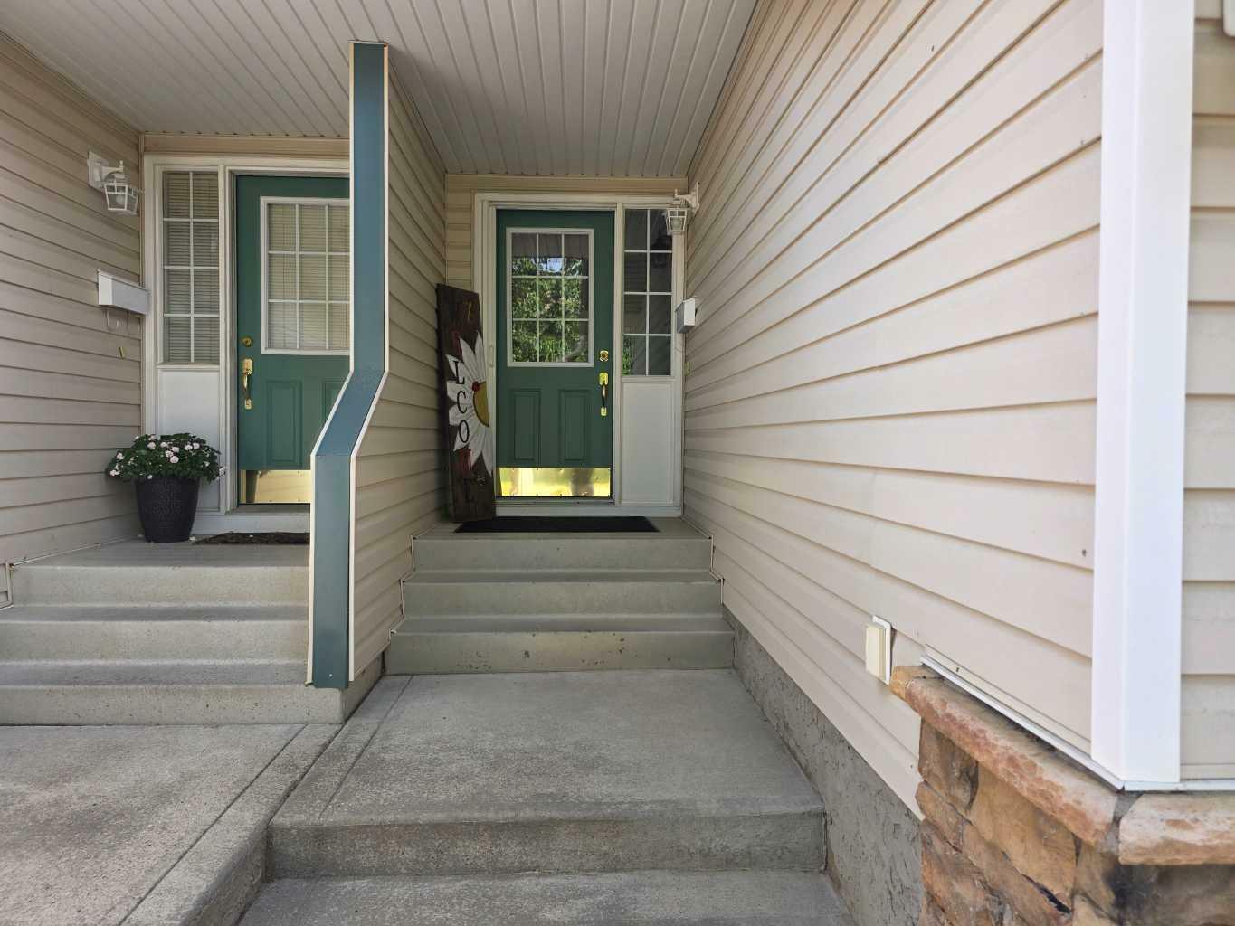 Photo de la propriété: 73 Addington Drive 46 AB T4R 2Z6