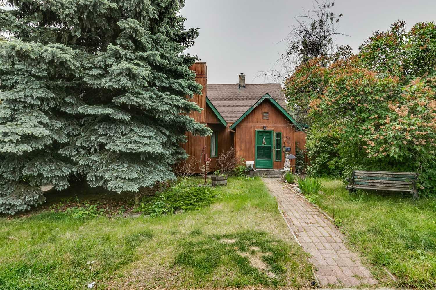 Photo de la propriété: 1813 31 Avenue SW AB T2T 1S8