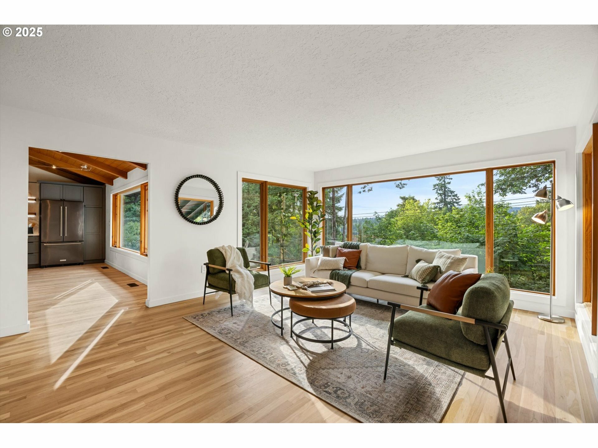 Property Photo:  2390 Southshore Blvd  OR 97034 