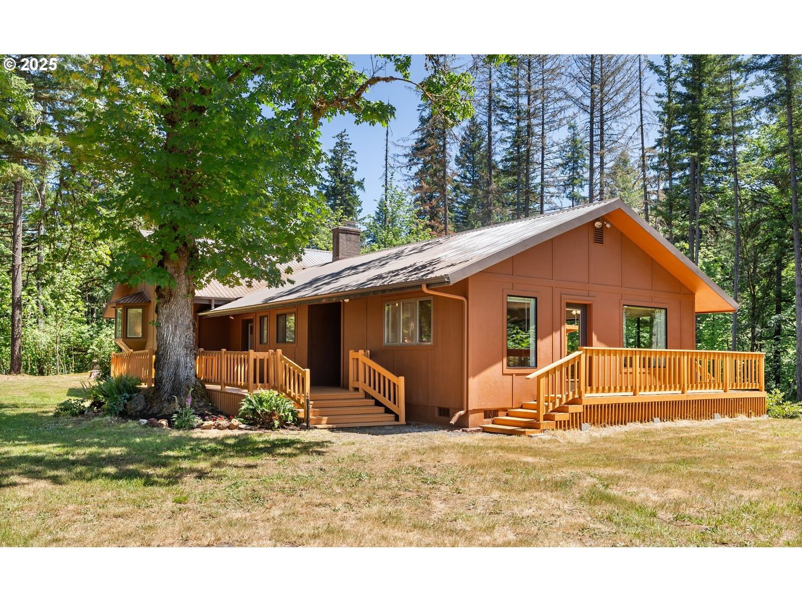 Property Photo:  93933 Marcola Rd  OR 97454 