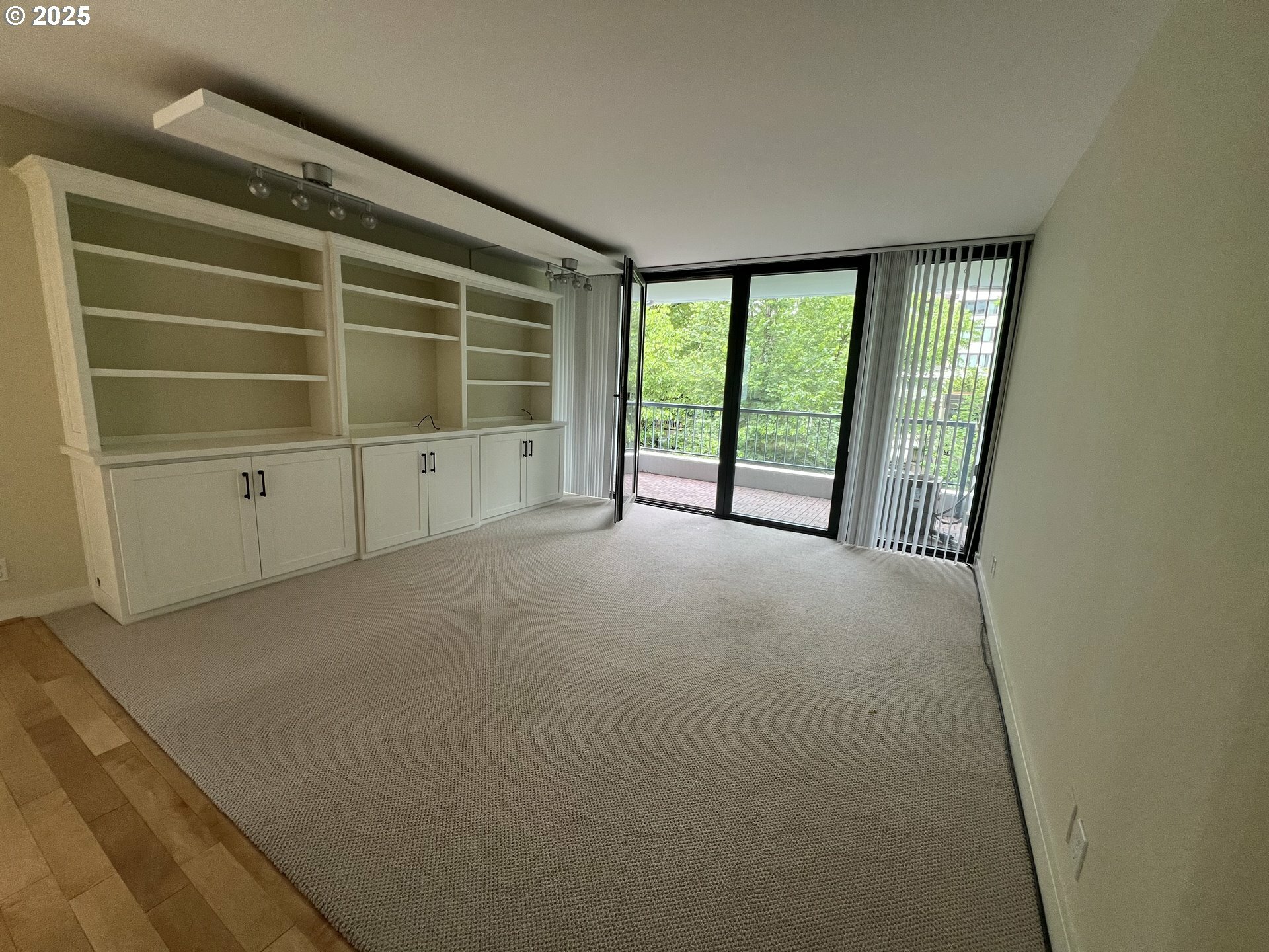 Property Photo: 111 SW Harrison St OR 97201