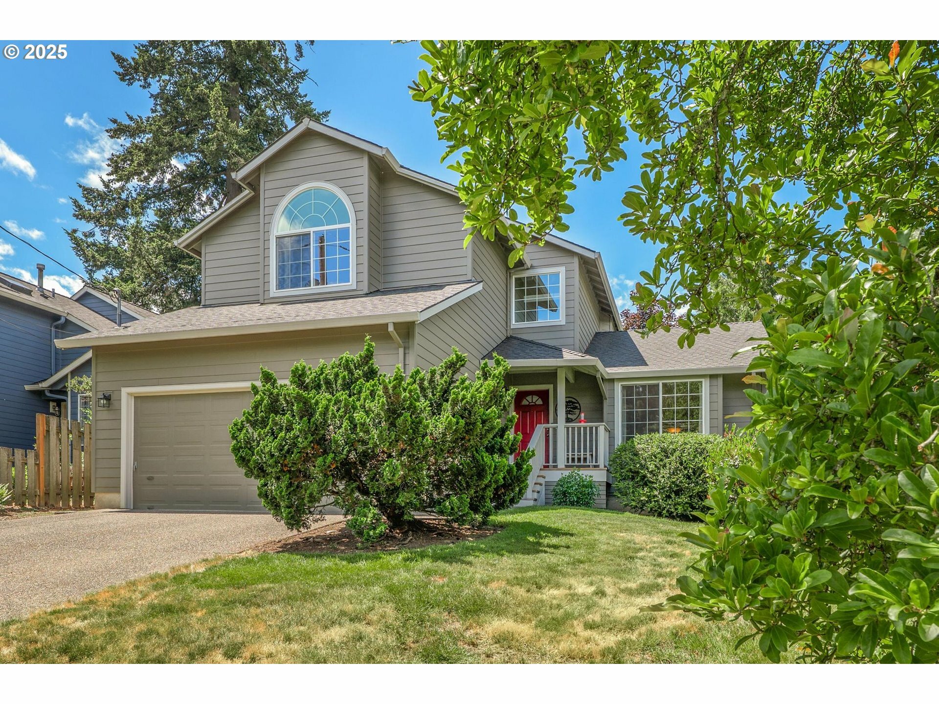 8911 SW 49th Ave  Portland OR 97219 photo