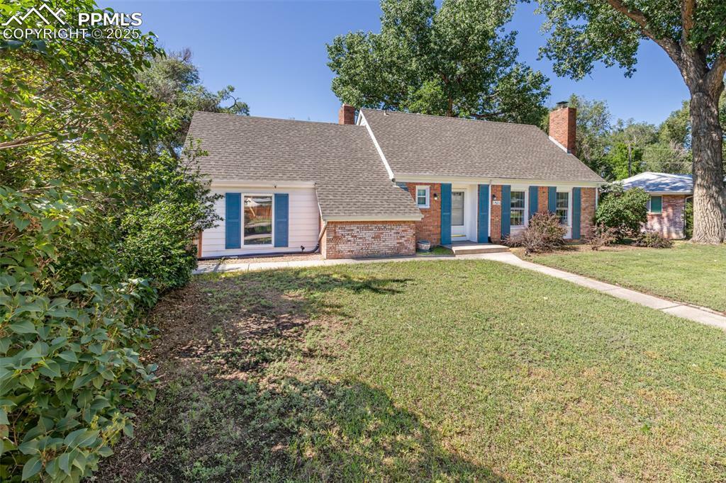 Property Photo:  1521 Columbine Boulevard  CO 80907 