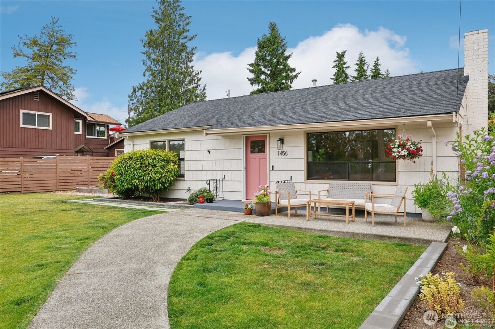 Property Photo:  1456 N 128th Street  WA 98133 