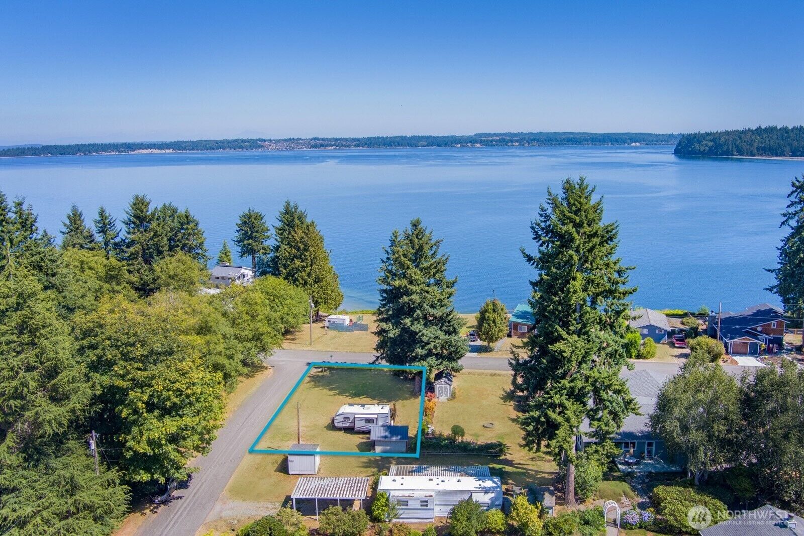 Property Photo:  144 E Hemlock Street  WA 98365 