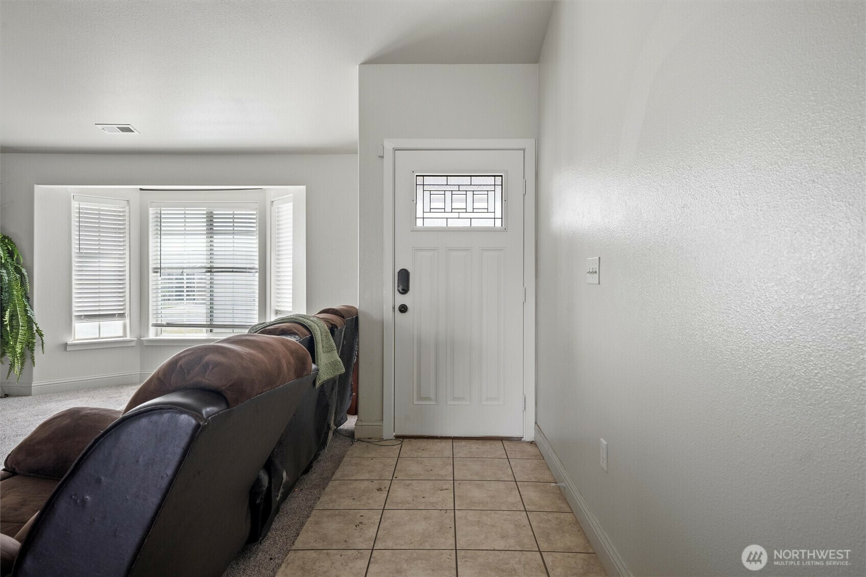 Property Photo: 620 N Larkspur WA 99344
