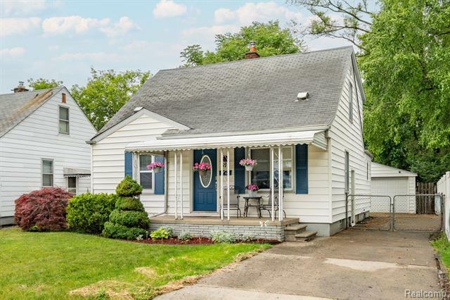 Property Photo: 625 Whitcomb Avenue MI 48073