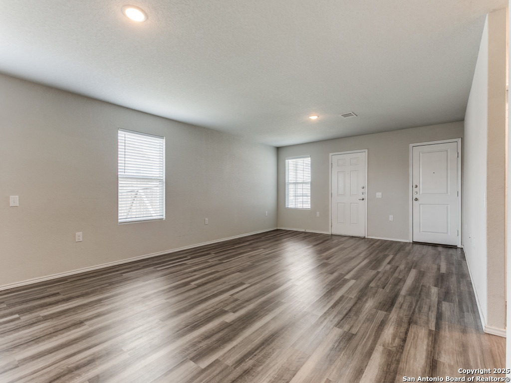 Property Photo: 12907 Chipper TX 78221