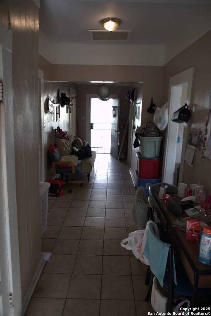 Property Photo:  622 Hackberry  TX 78203 