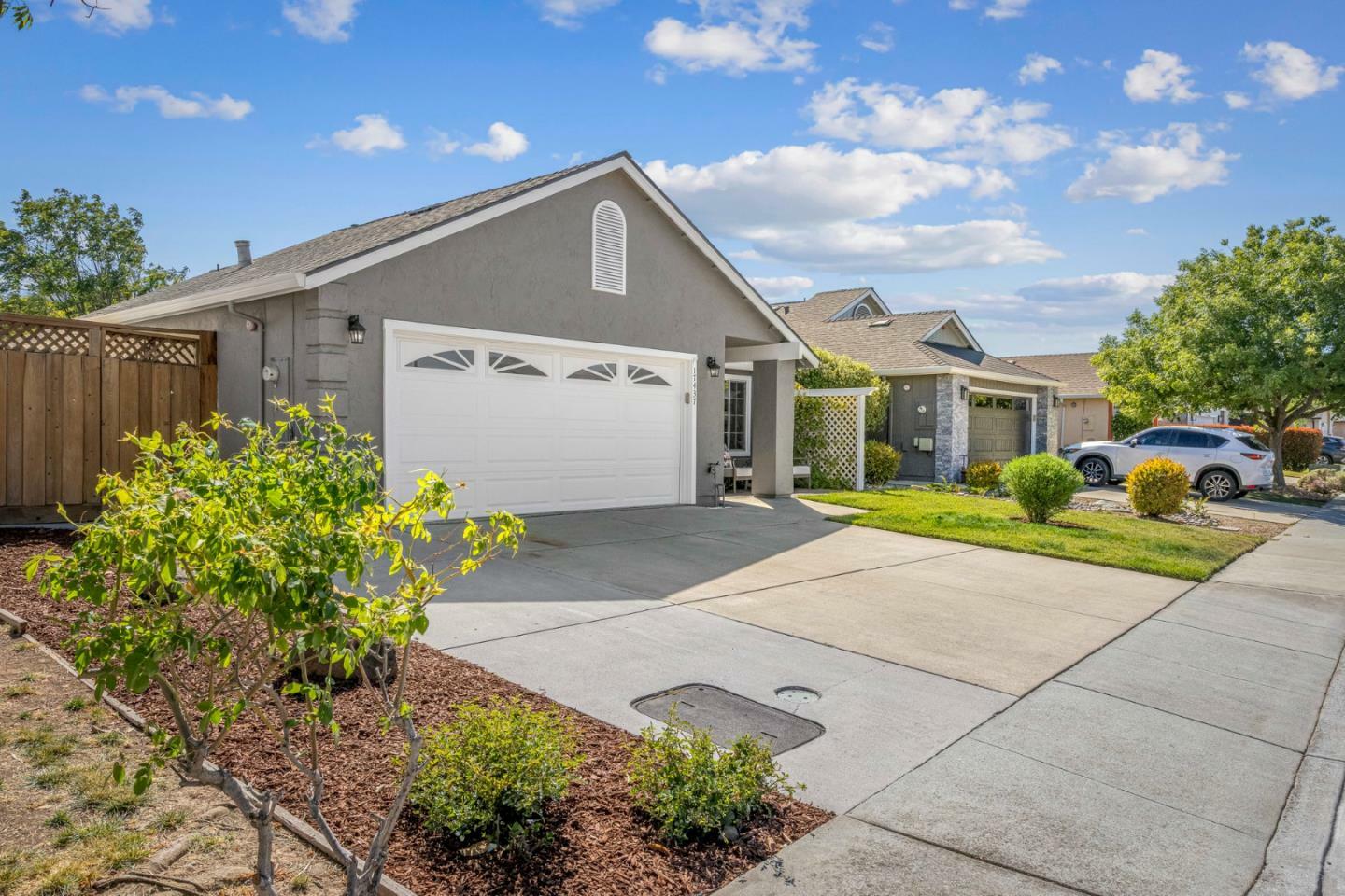 Property Photo: 17437 Calle Del Sol CA 95037