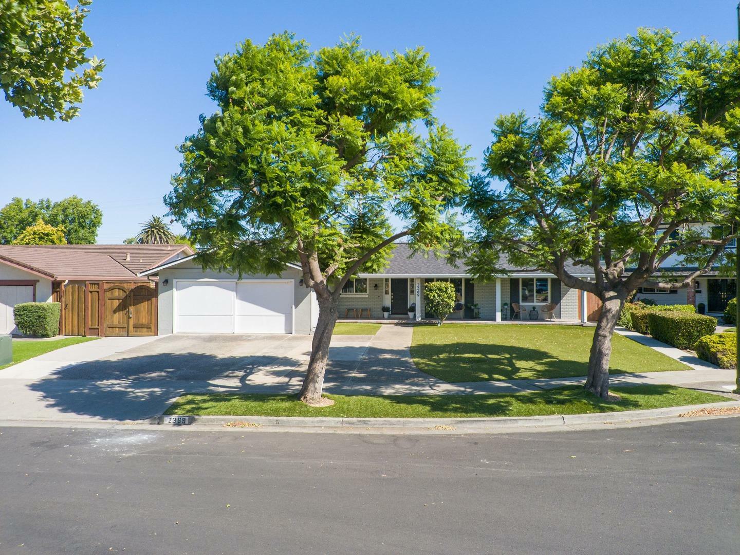 Property Photo: 2369 Walden Square CA 95124