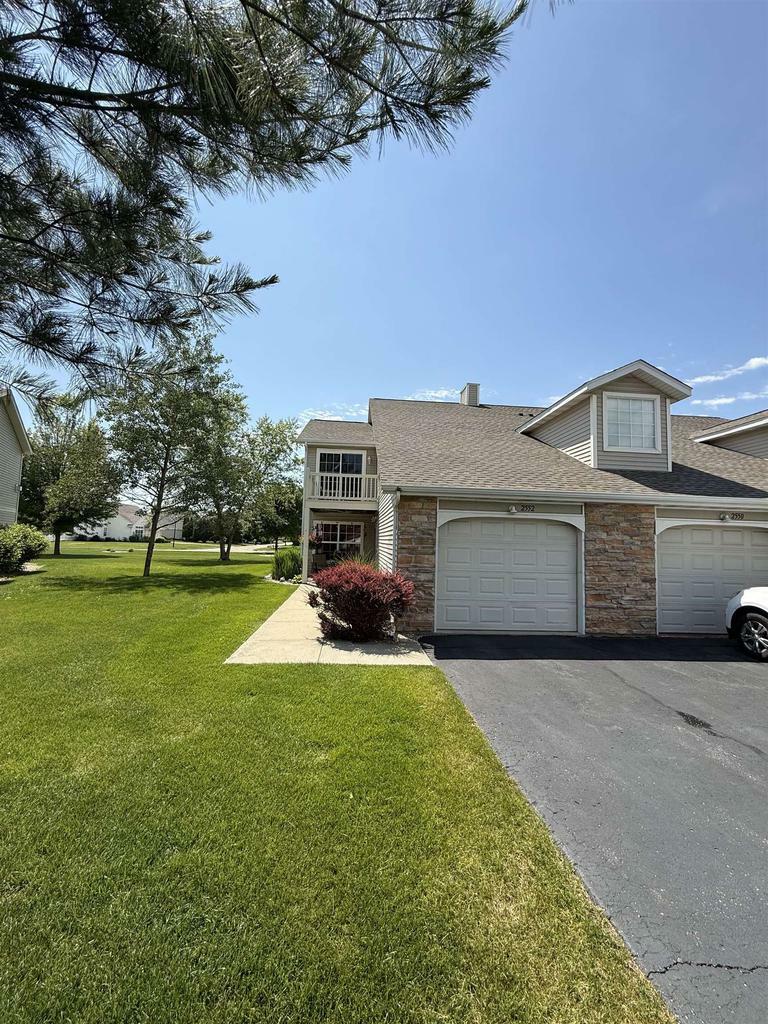 Property Photo: 2552 Edgewood Drive WI 53511