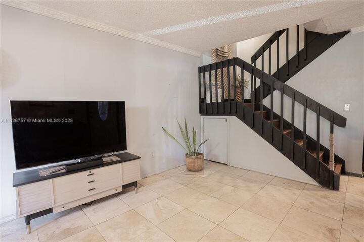 14260 SW 94th Cir Ln 104  Miami FL 33186 photo