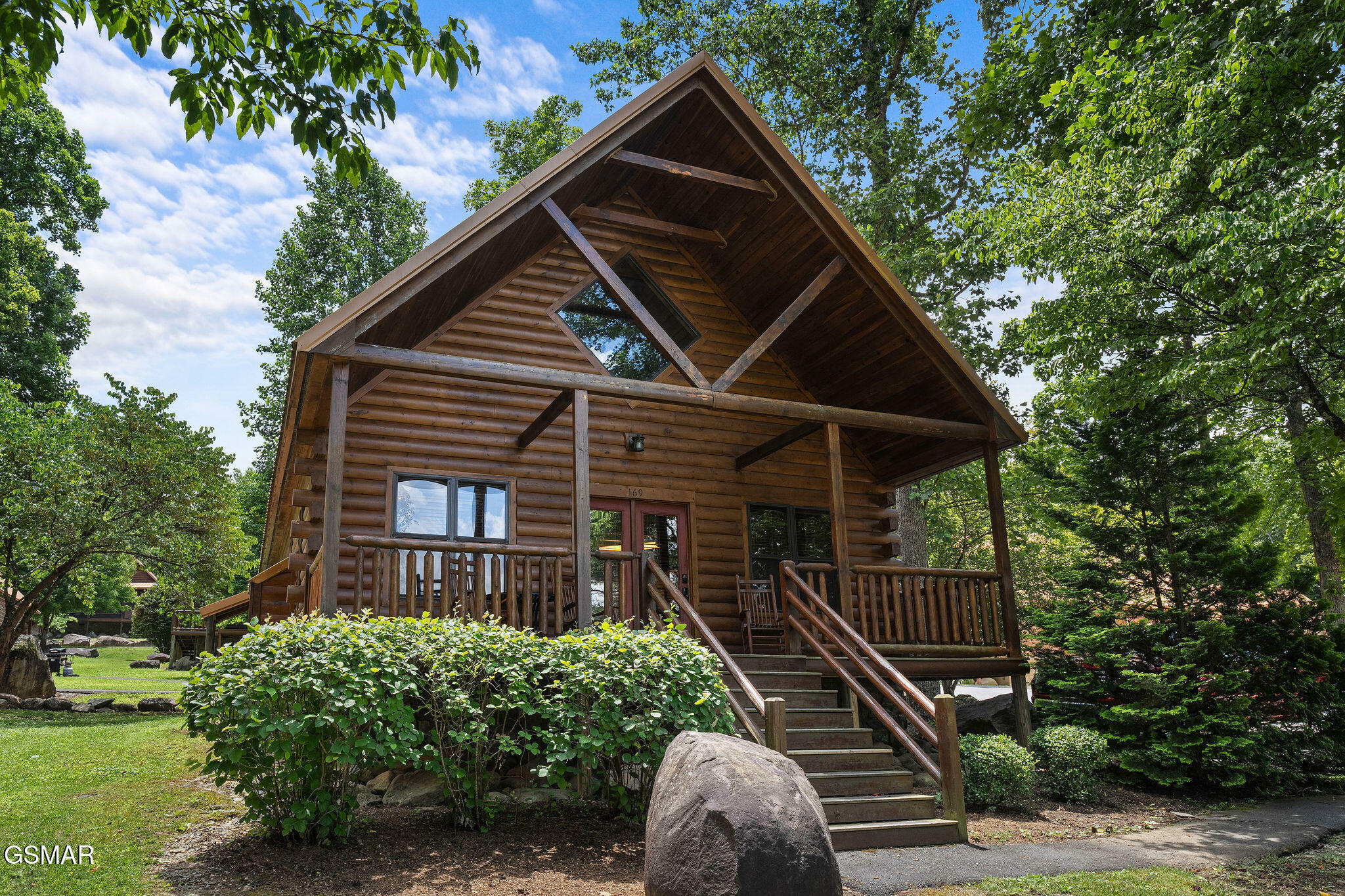 Property Photo: 169 White Oak Resort Way TN 37738