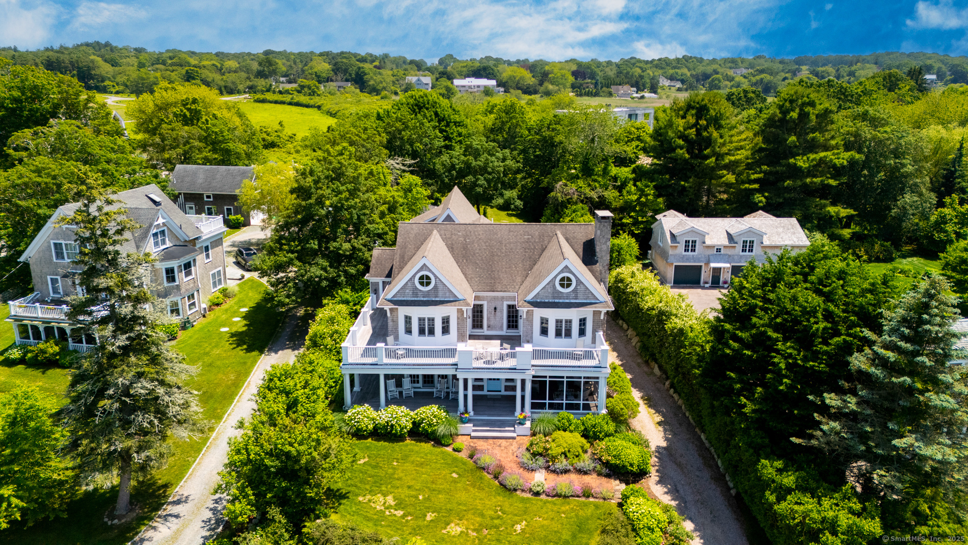 Property Photo:  52 Avondale Road  RI 02891 