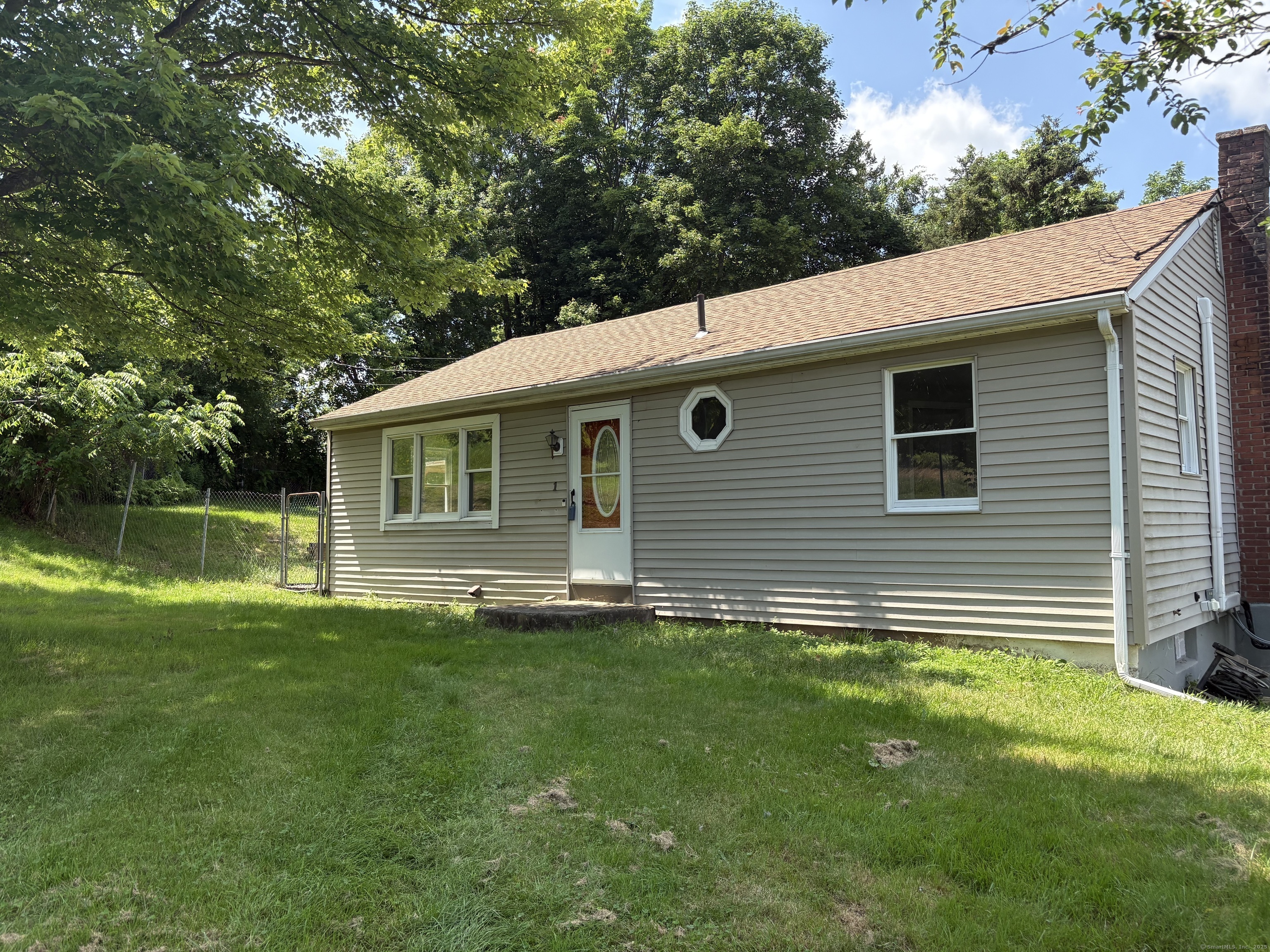 Property Photo: 1 Bancroft Road CT 06066