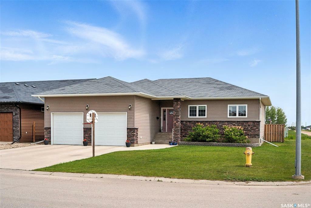 Property Photo:  84 14th Street  SK S0K 2A0 
