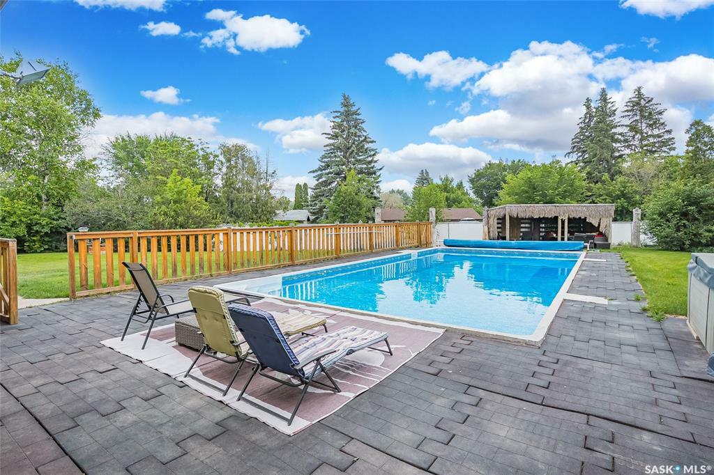 Property Photo: 22 Marriott Place SK S7L 4G1