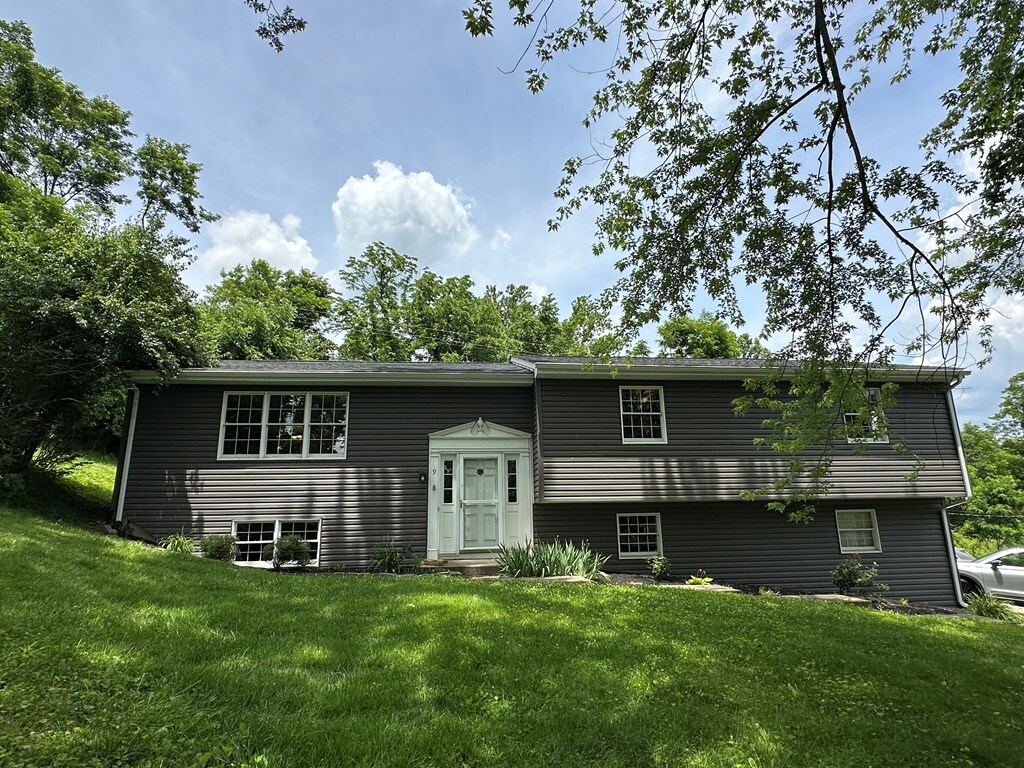 Property Photo: 9 Applewood Drive OH 45601