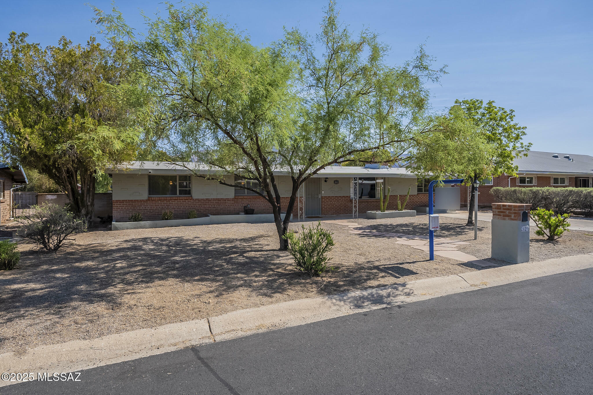 2821 E Greenlee Street  Tucson AZ 85716 photo