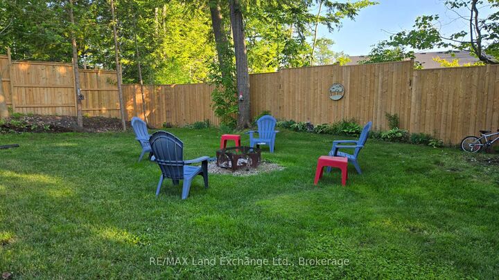 Property Photo:  306 Ojibwa Trail  ON N2Z 2X3 