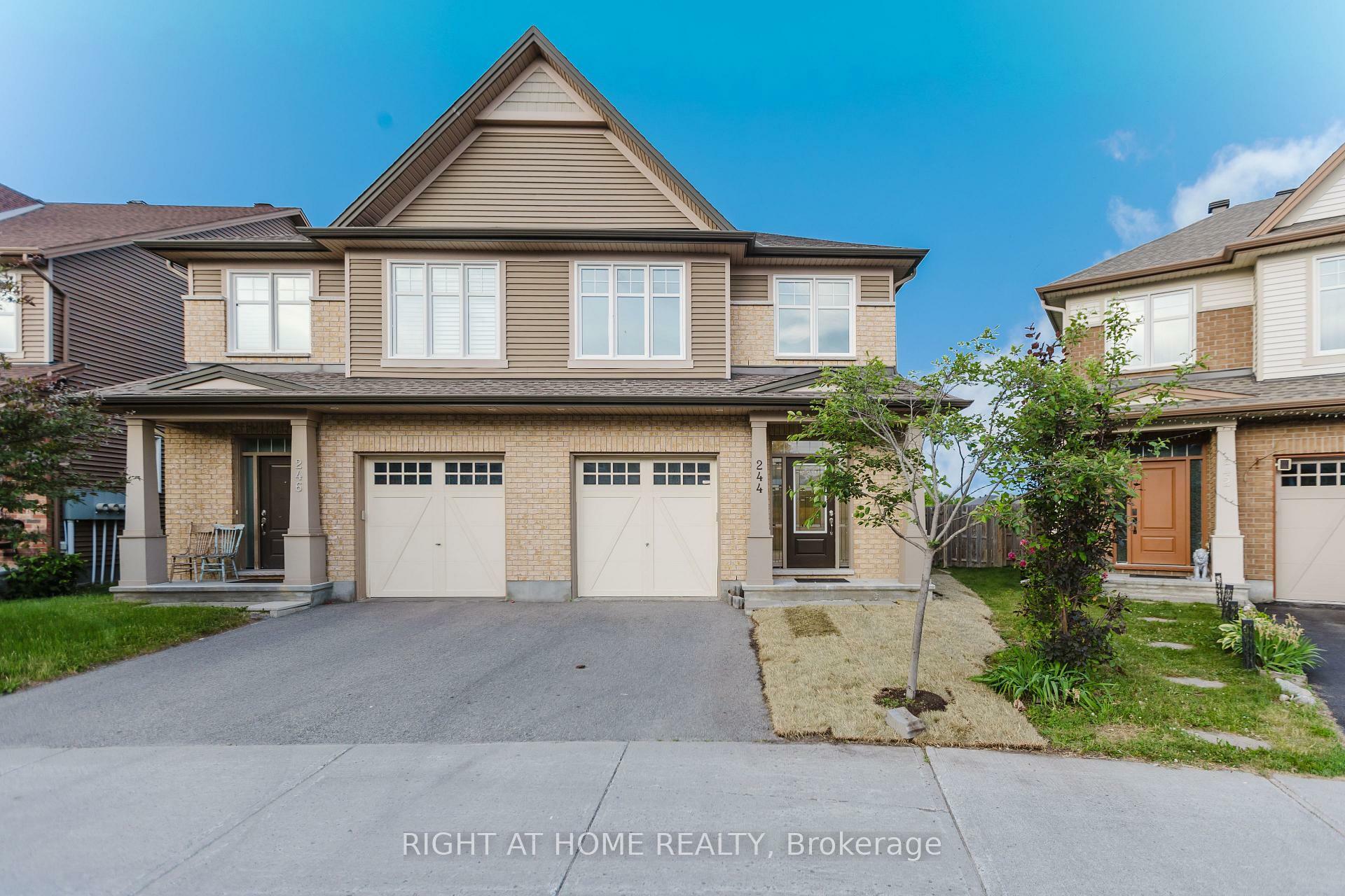 Photo de la propriété: 244 Fergus Crescent ON K2J 3L7