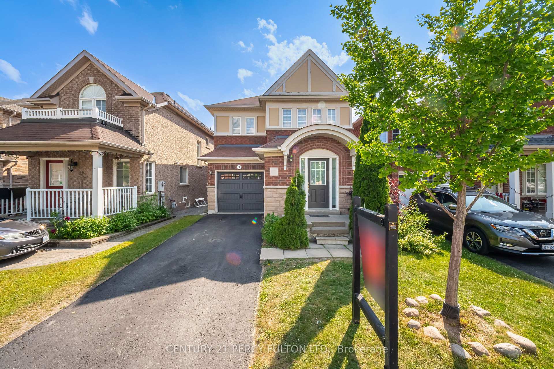 Photo de la propriété: 36 Feint Drive ON L1T 0E5