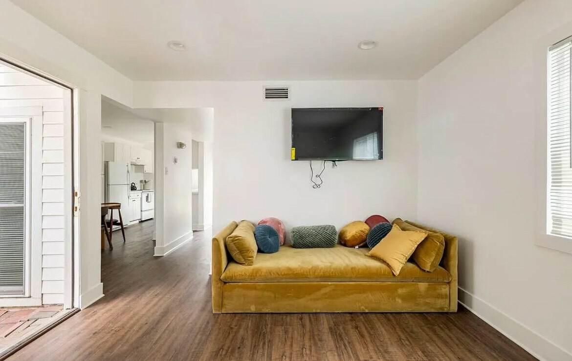 Property Photo: 2709 Parker Lane B TX 78741