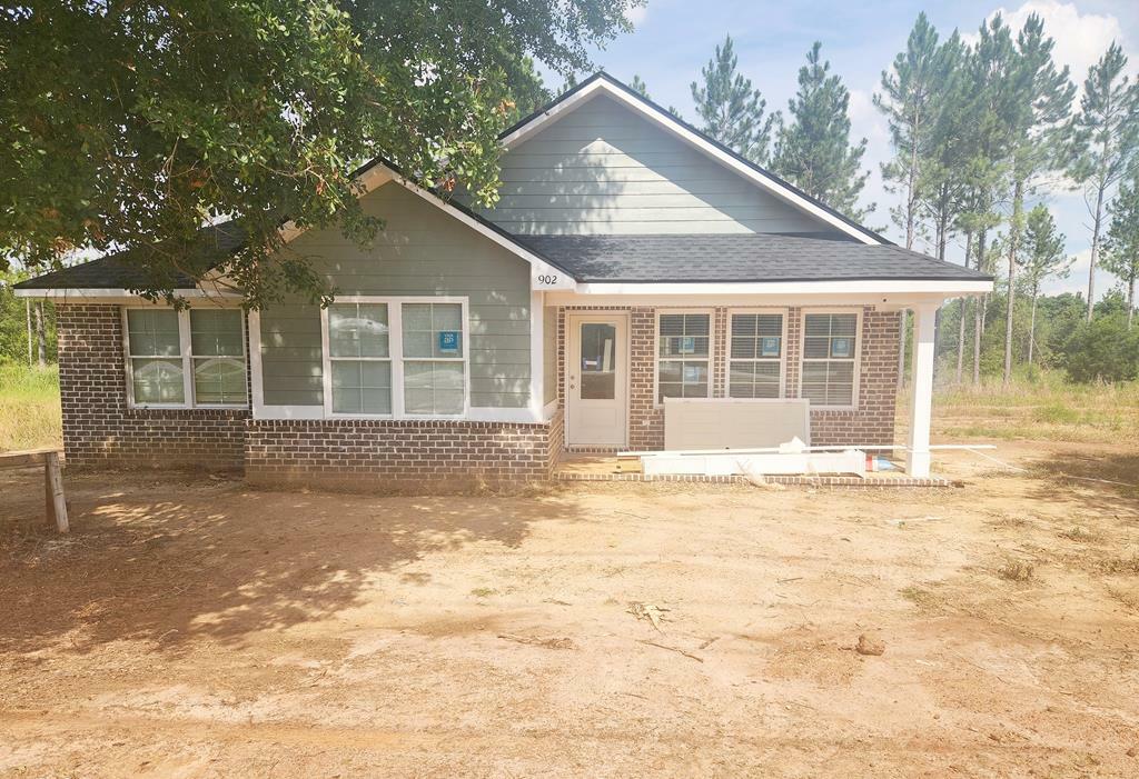 Property Photo: 902 Lockett Station Road GA 31707