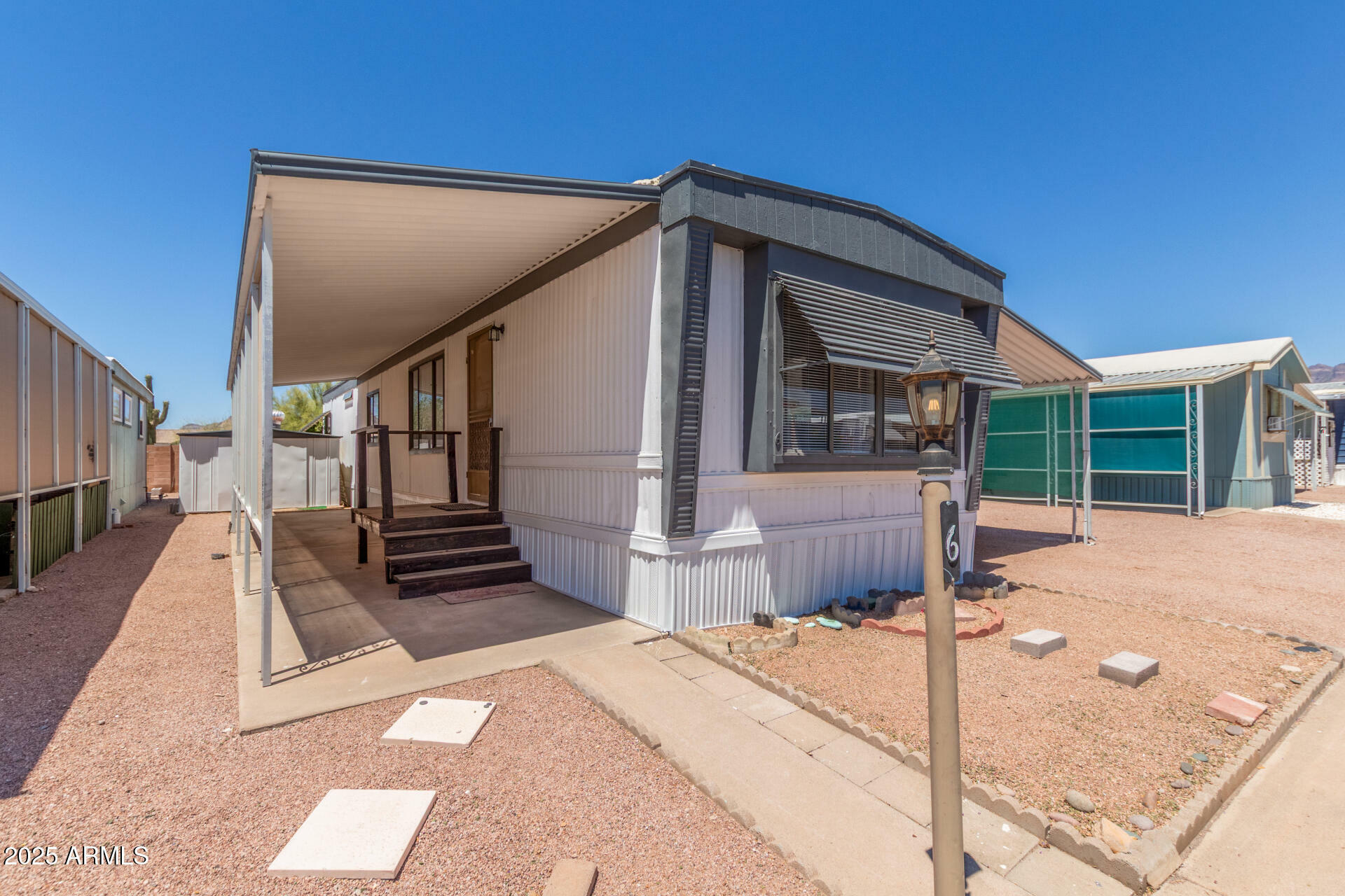Property Photo: 1363 N Plaza Drive 6 AZ 85120
