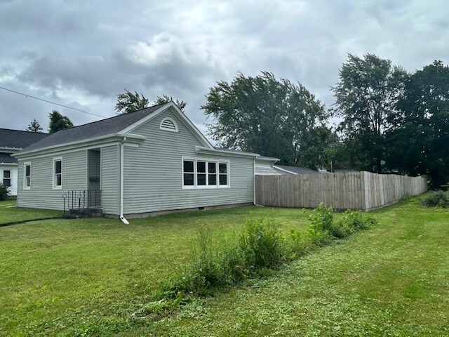 Property Photo: 140 High St. OH 44851