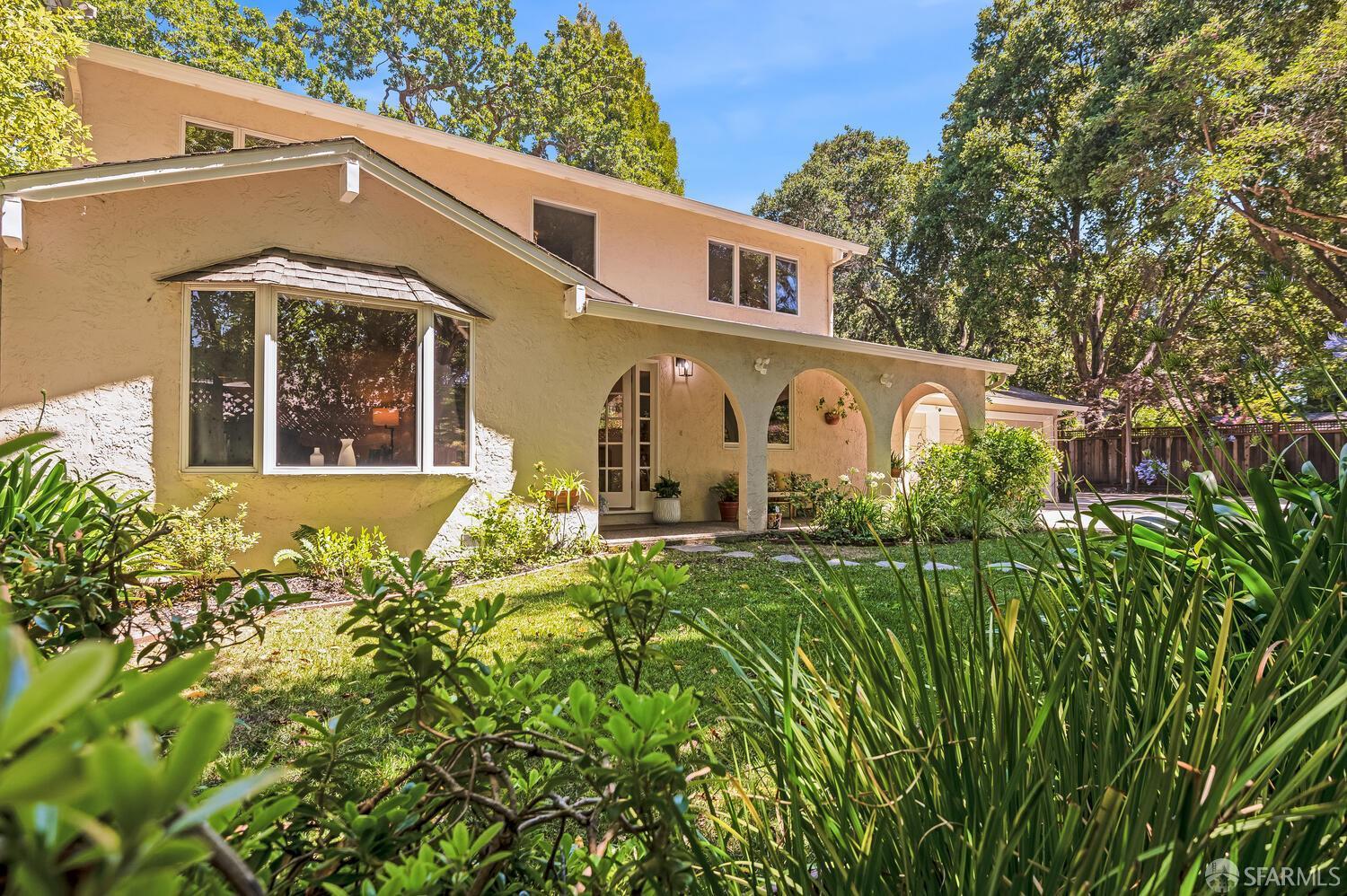Property Photo:  454 9th Avenue  CA 94025 