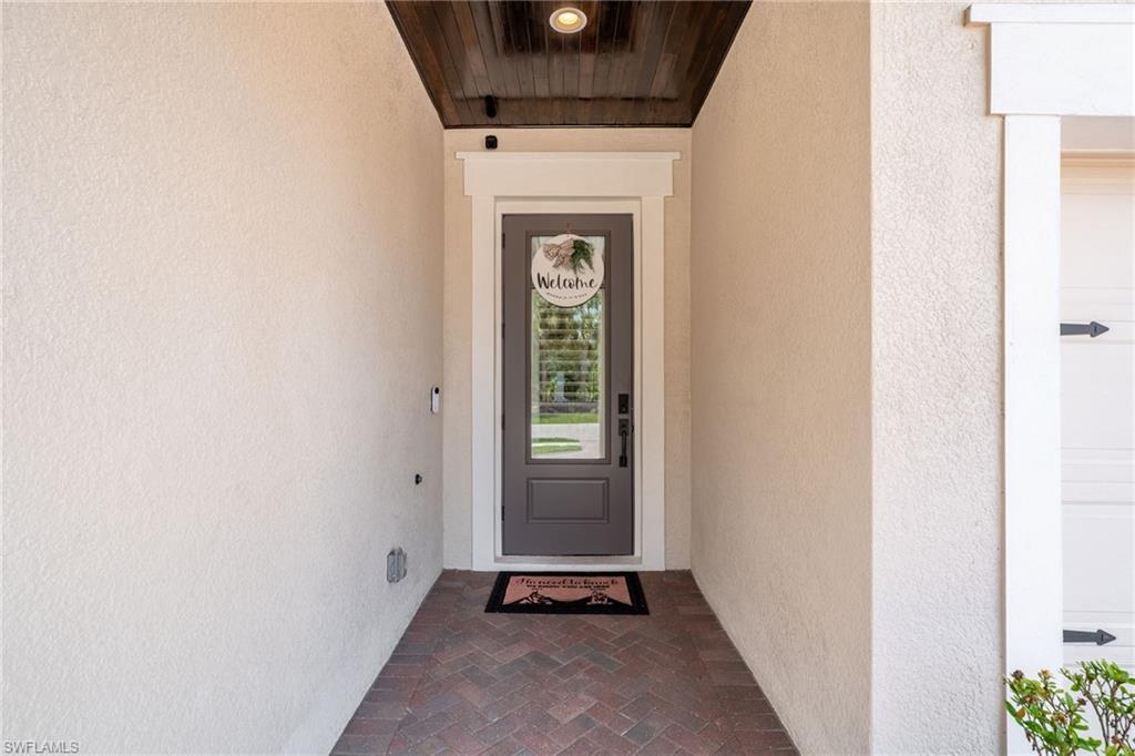 Property Photo: 3725 Helmsman Dr FL 34120