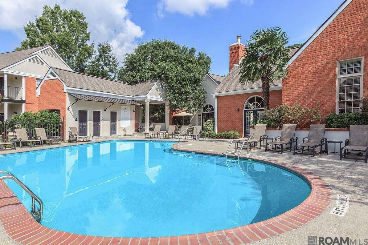 Property Photo: 7803 Jefferson Place Blvd #26-C LA 70809