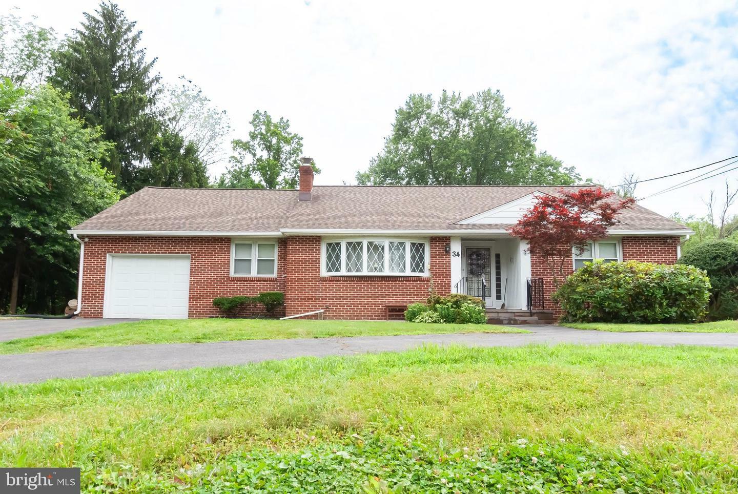 Property Photo:  34 Georgetown Road  NJ 08505 