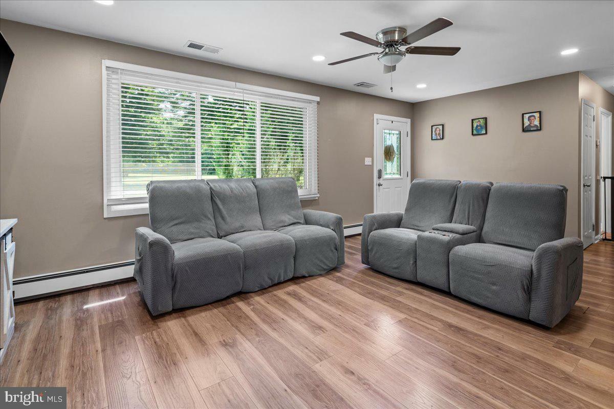 Property Photo: 5 Applegate Road NJ 08041