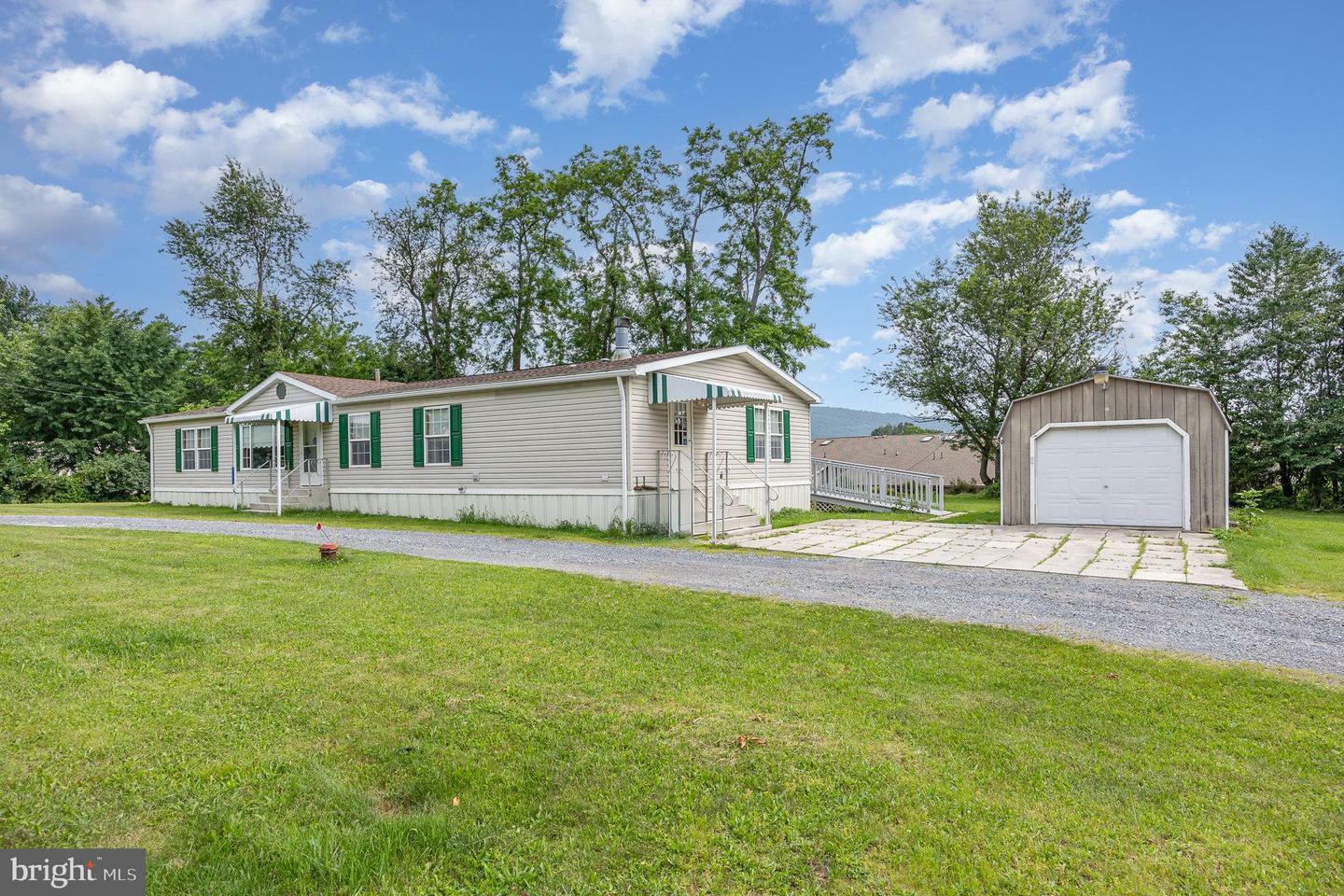Property Photo: 2250 Brim Lane PA 17025