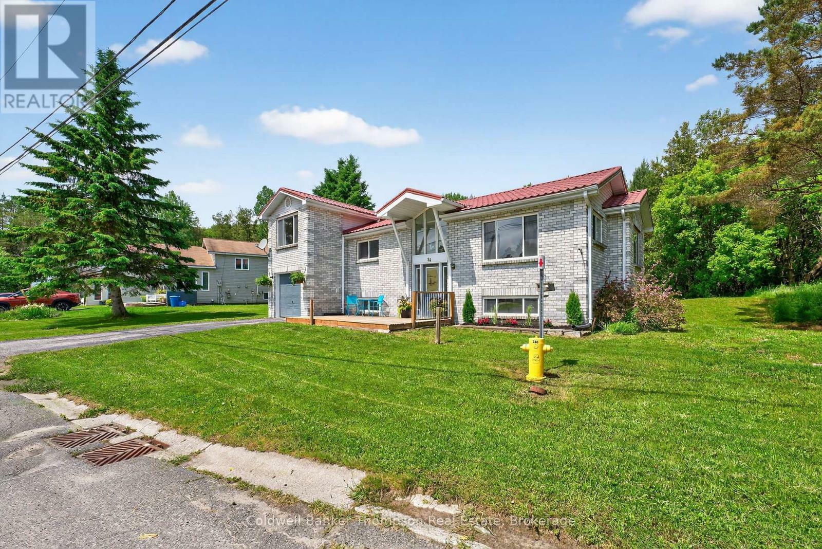 Photo de la propriété:  26 Sabrina Park Drive  ON P1H 1L8 