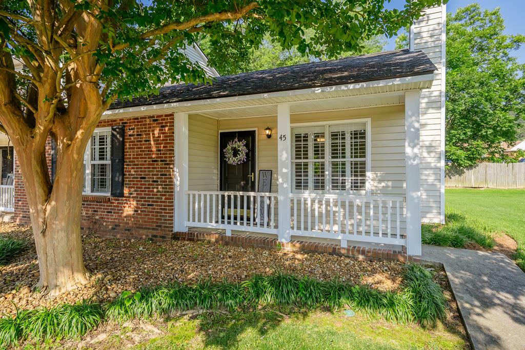 Property Photo:  1410 Rosewood Circle  GA 30720 