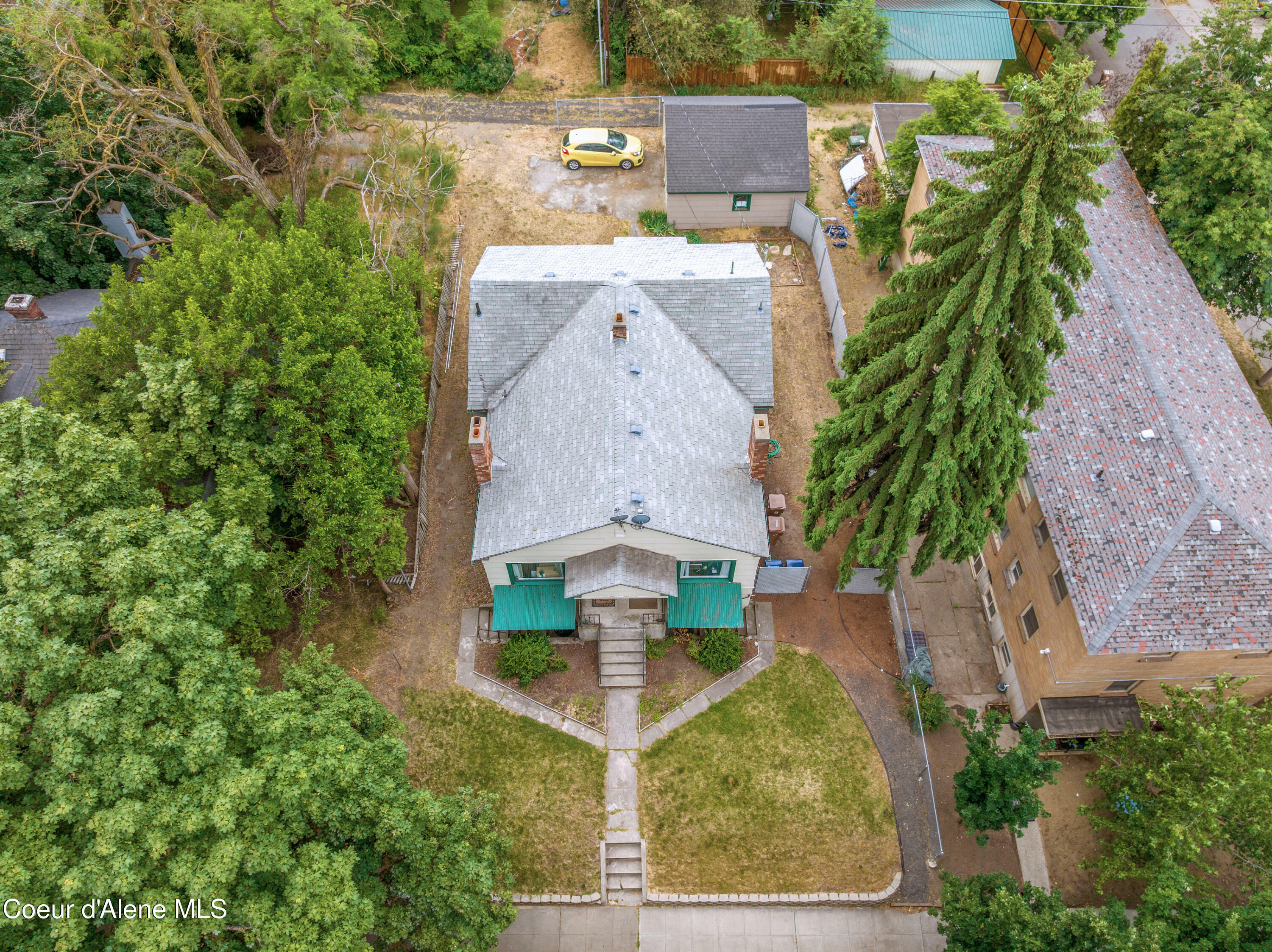 Property Photo: 1815 W 10th Ave WA 99204