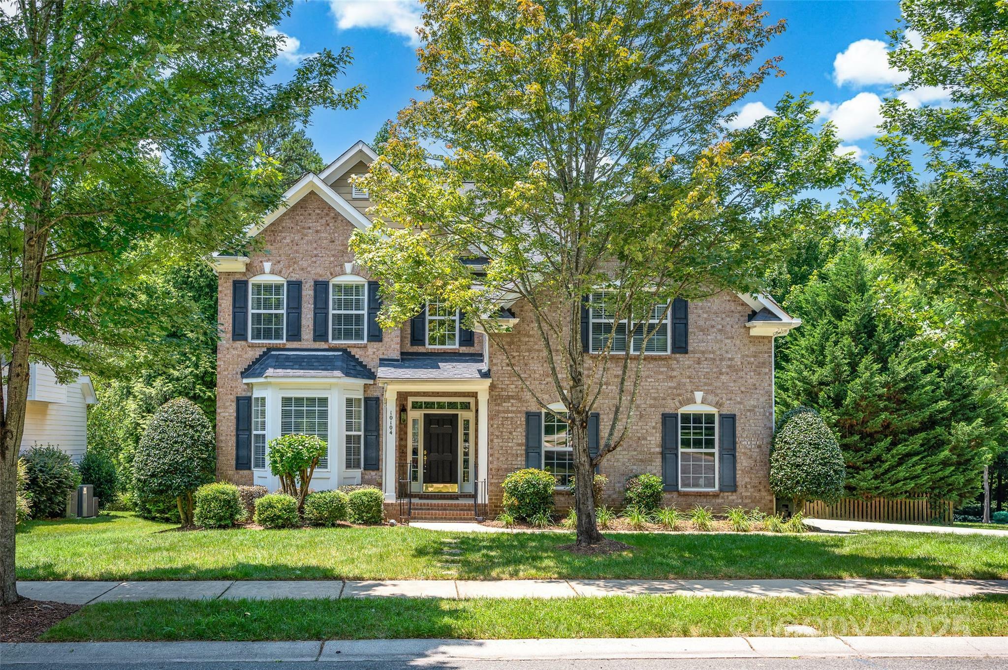Property Photo:  10104 Treetop Lane  NC 28031 