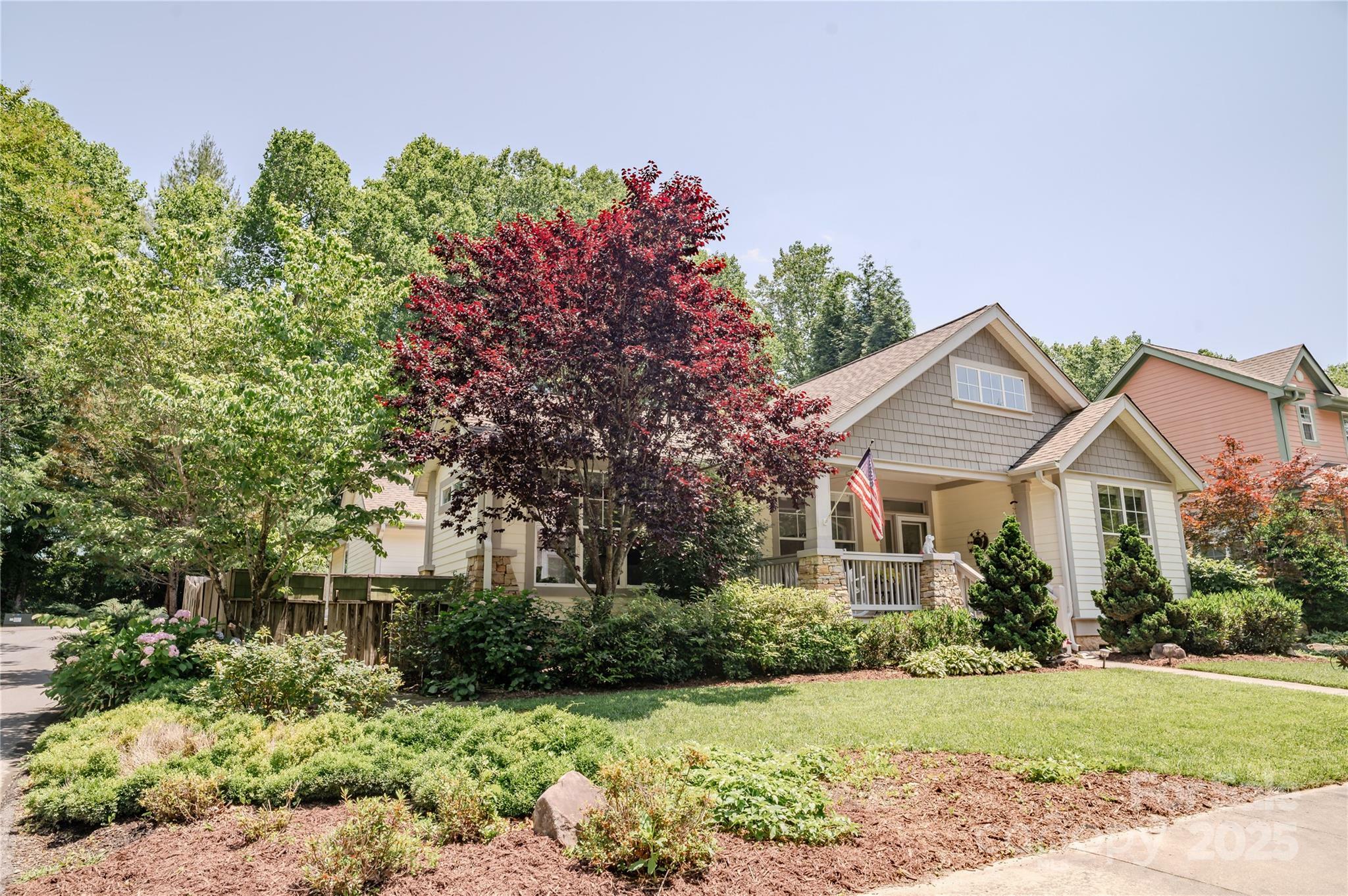 Property Photo: 89 Covered Bridge Drive NC 28731